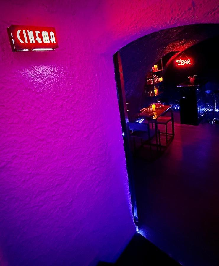 Love Room Suite Dirty Diana Aubagne Exterior photo